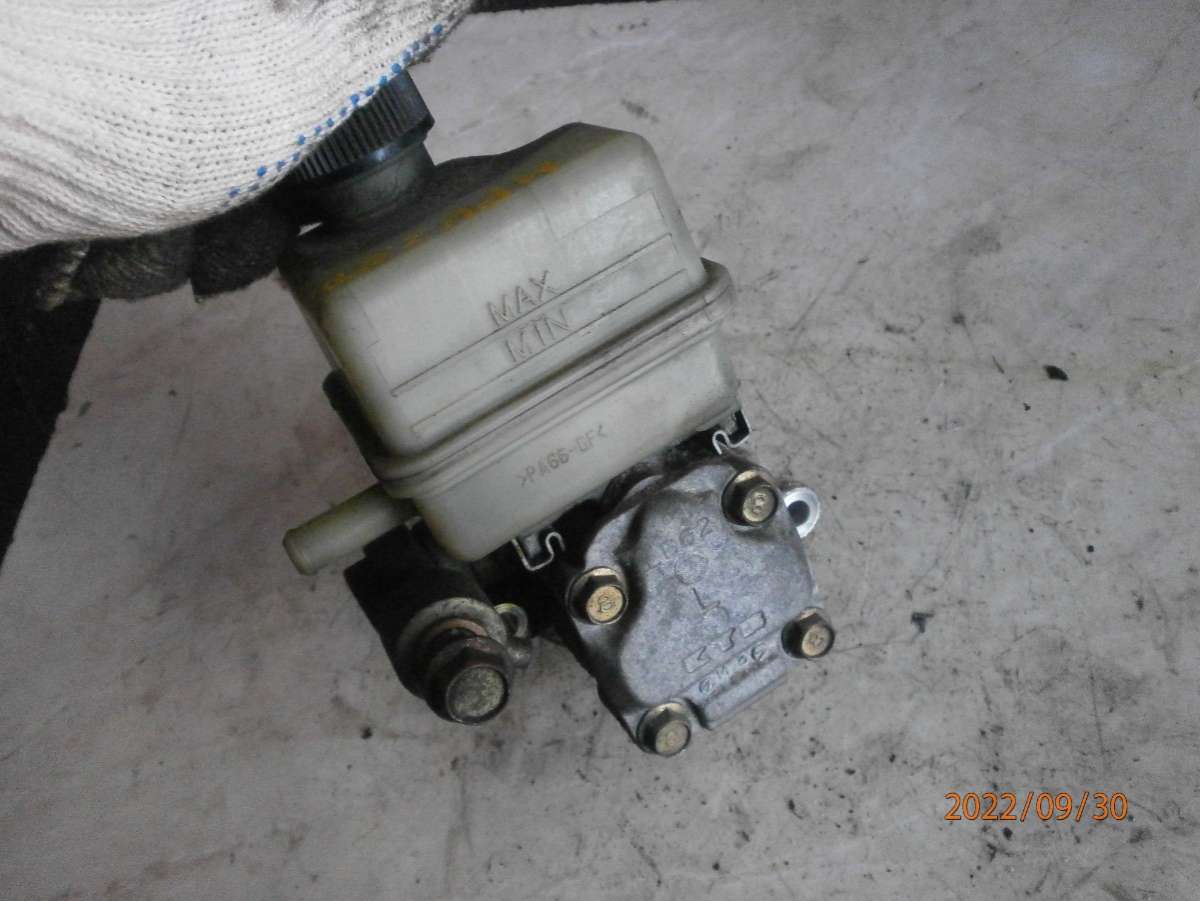 Насос гидроусилителя руля к Mazda MPV, 2003, купить | 44469033. Фото #2