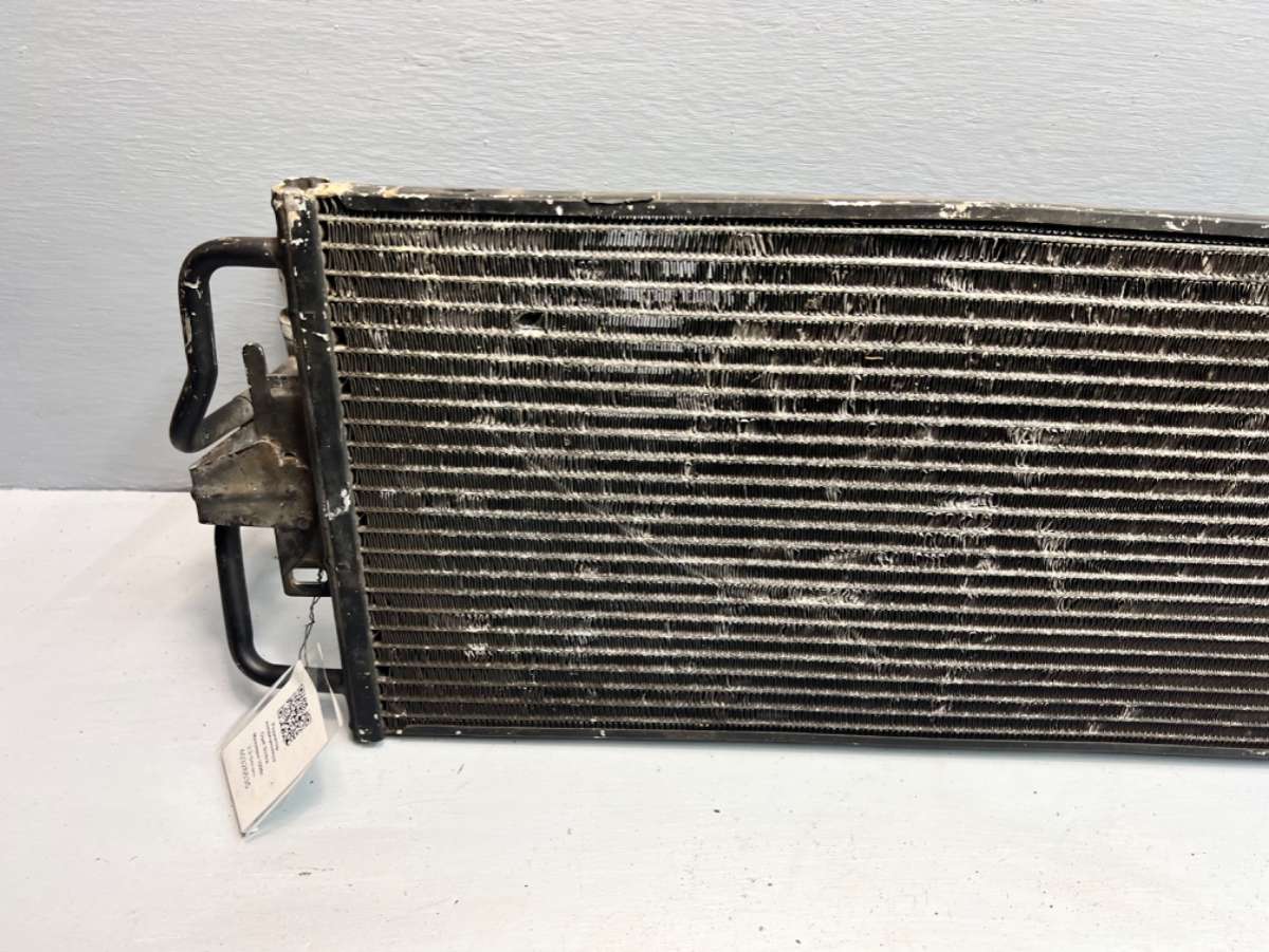 Радиатор охлаждения опель синтра 2. Радиатор охлаждения опель синтра 2. Радиатор синтра. Дополнительный радиатор opel sintra. Радиатор опель зафира 2.