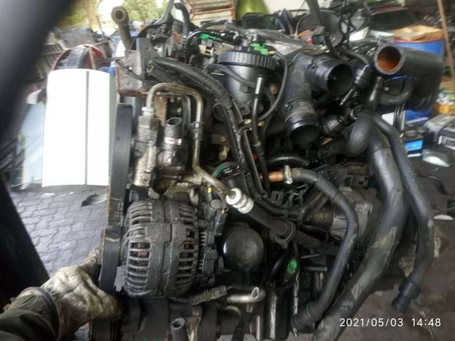 Двигатель к Peugeot 807 4HW, 2004, купить | 63340202. Фото #2