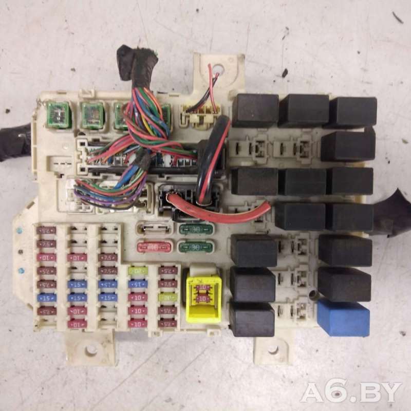 схема предохранителей митсубиси кольт
